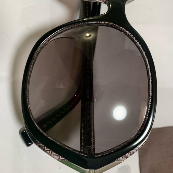 Fendi Women’s Sunglasses - Picture 2 of 12